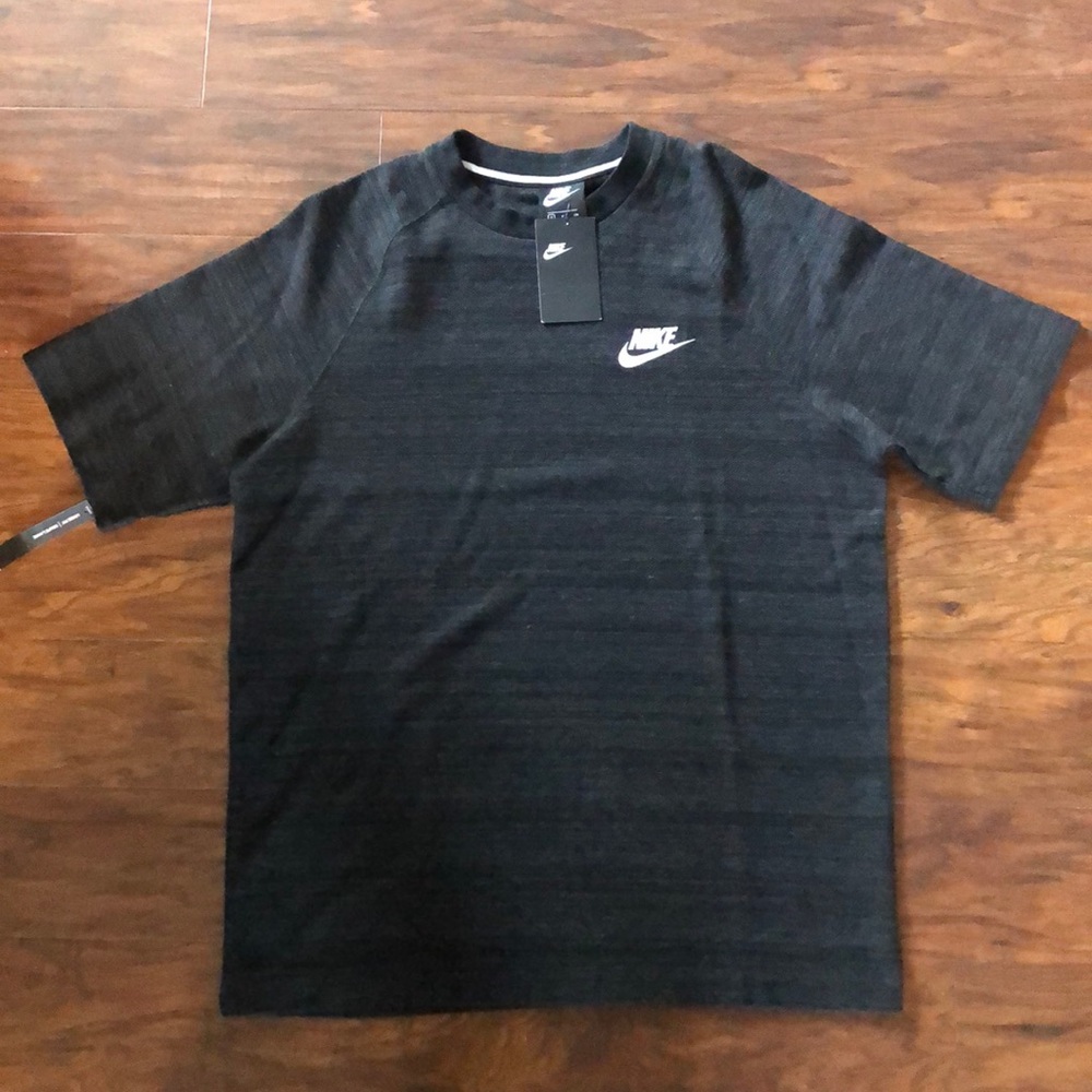 Nike Men’s Sportswear Tee